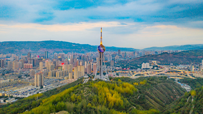 【&ldquo;飛閱&rdquo;中國(guó)】秋意漸濃 西寧秋日畫(huà)卷已上線！